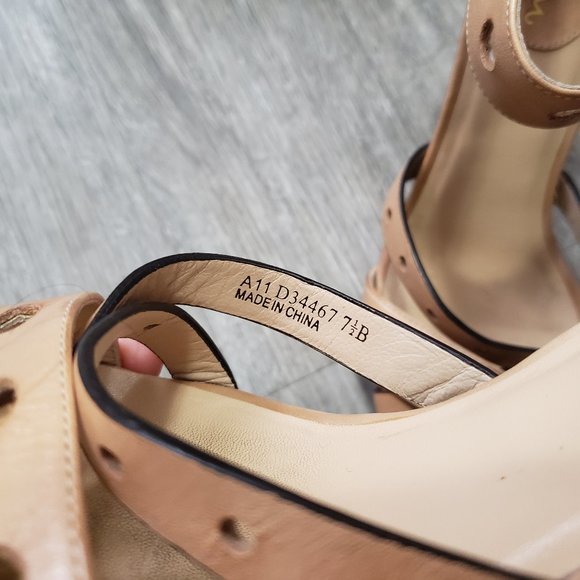 Cole Haan * Beige Perforated Ankle Strap Heels 7.5 - Picture 10 of 12